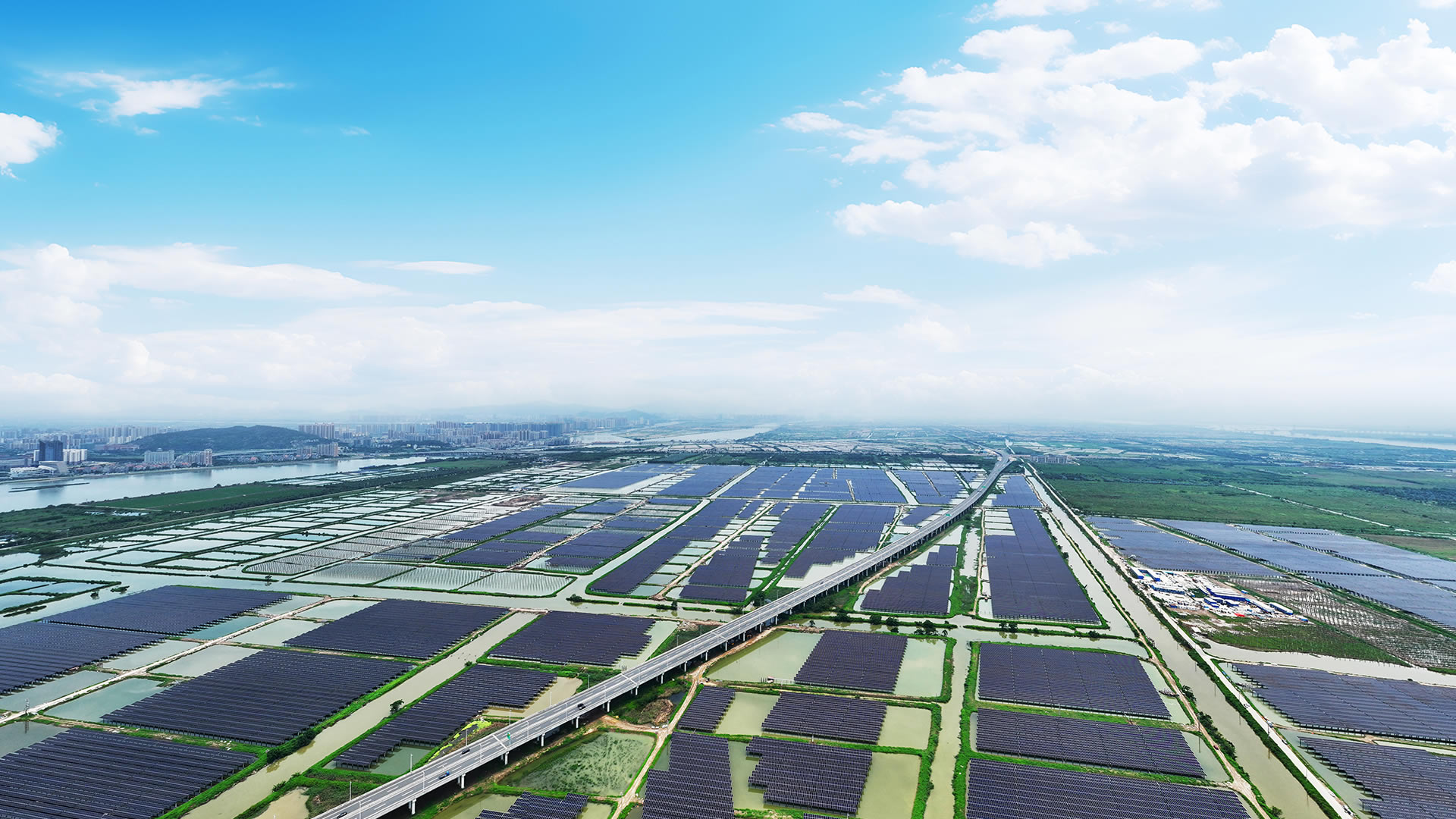 Central fotovoltaica a gran escala 