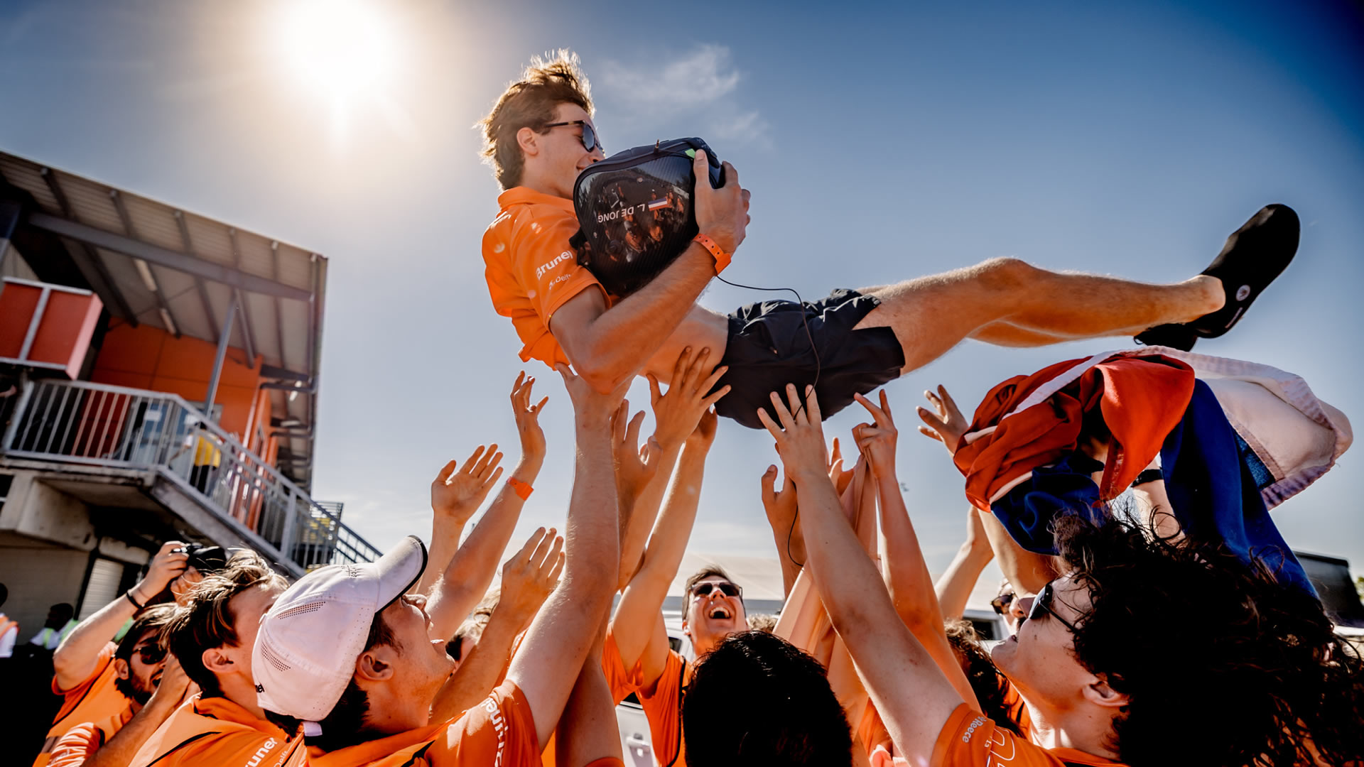 The 3000 km Odyssey of  Sunlight and Speed